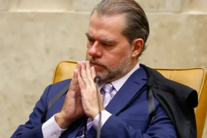 PF apura repasses de empresa de resort a Toffoli e encontra conversa com Vorcaro