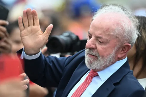 Pesquisa: Lula lidera cenários para 2026; Flávio é principal adversário