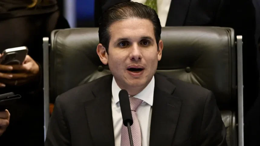 Motta diz que vai analisar