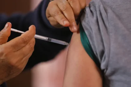 Anvisa aprova vacina contra HPV para prevenção de cânceres de orofaringe, cabeça e pescoço