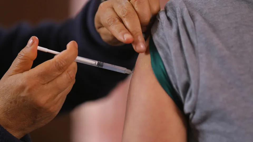 Anvisa aprova vacina contra HPV para prevenção de cânceres de orofaringe, cabeça e pescoço