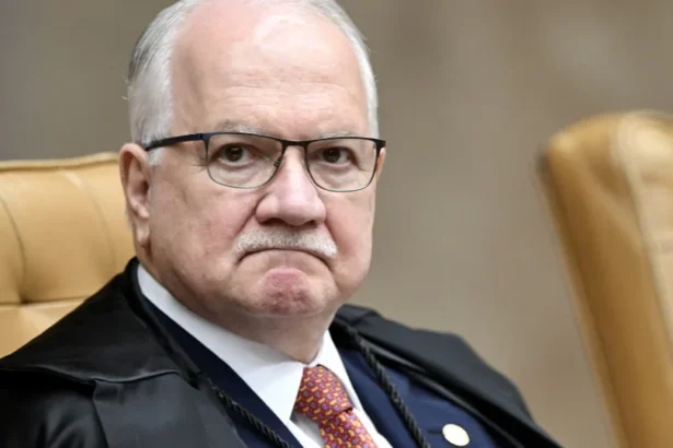 Estratégia de Fachin para código de conduta no STF divide até ministros favoráveis à ideia