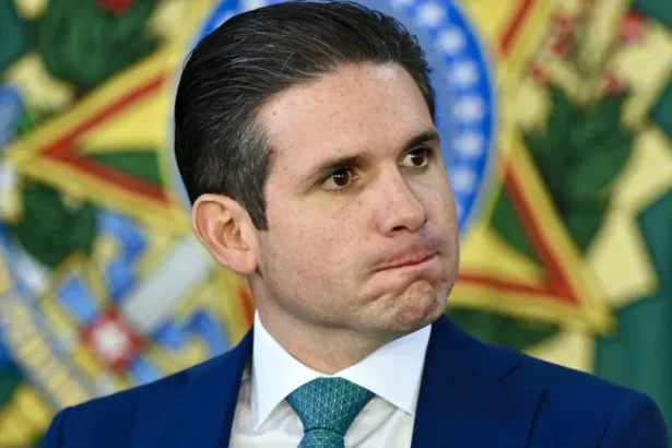 Gasto da Câmara com viagens aumenta 78% no primeiro ano de Motta