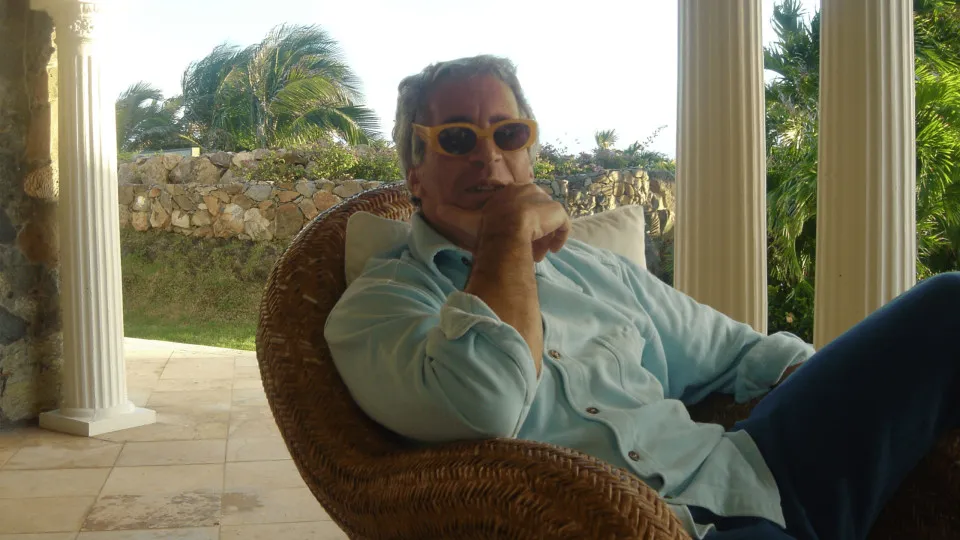 Entenda o que há nos arquivos do caso Epstein, as relações com Trump e nomes brasileiros