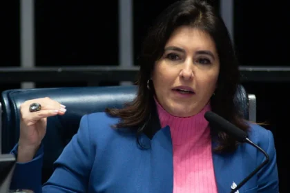 Presidente do MDB diz que plano do PT de lançar Simone Tebet em SP é uma arapuca