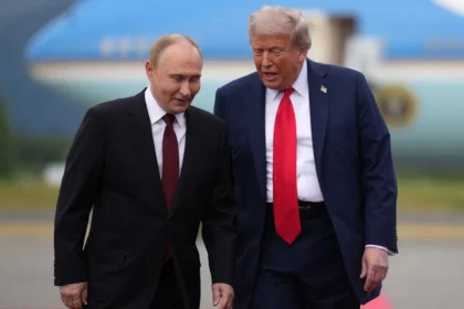 Rússia e EUA tentam estender tratado sobre armas nucleares