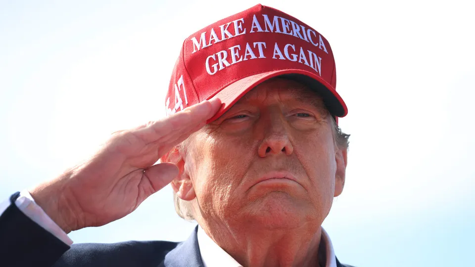 Justiça condena homem que tentou matar Trump à prisão perpétua nos EUA