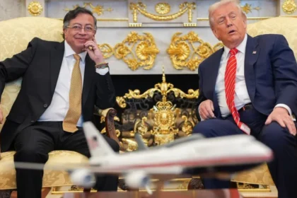 Após críticas e ameaças, encontro entre Petro e Trump na Casa Branca dura mais de 2 horas