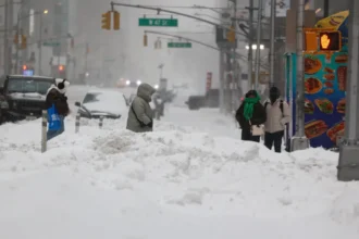 Frio extremo já deixa ao menos 13 mortos em Nova York