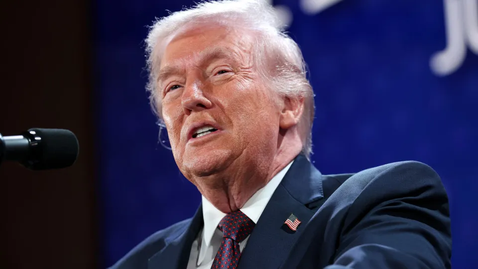 Enviado de Trump vai se encontrar com chanceler do Irã para discutir crise