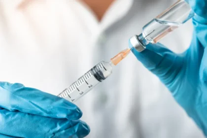 População que tomou vacina fracionada da febre amarela em 2018 deve receber reforço