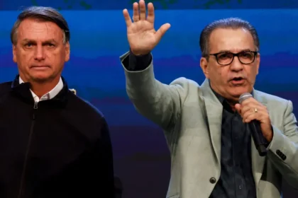 Malafaia critica Flávio Bolsonaro e volta a defender Tarcísio como nome da direita