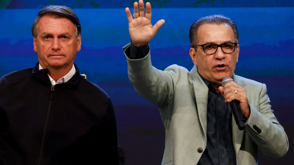 Malafaia critica Flávio Bolsonaro e volta a defender Tarcísio como nome da direita