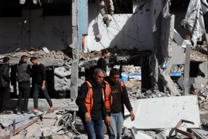 Ataques israelenses matam 19 palestinos em Gaza, dizem hospitais