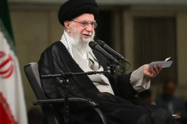 Chefe do Exército do Irã diz aos EUA que forças do país estão em alerta máximo