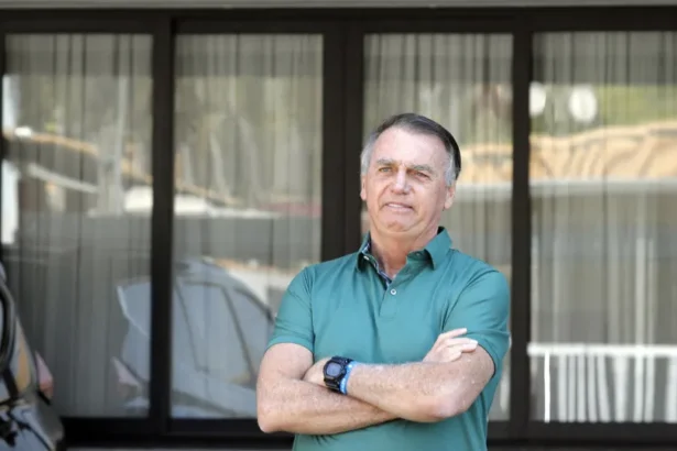 Nova cela para Bolsonaro tem cozinha, lavanderia e espaço para esteira, diz Moraes em decisão