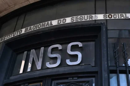 Agências do INSS abrem para atendimento extra neste sábado e domingo