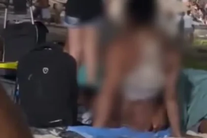 Casal é abordado pela PM durante ato sexual em praia no RJ; veja