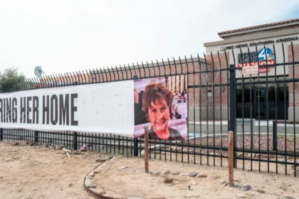 Apresentadora pede libertação da mãe enquanto FBI analisa DNA