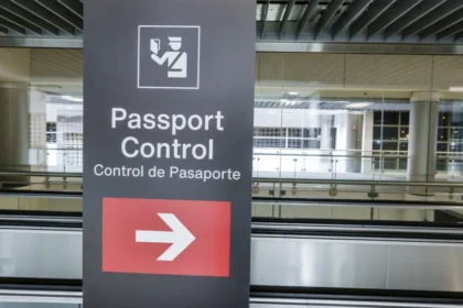 Suspeita de bomba evacua milhares de passageiros no aeroporto de Miami