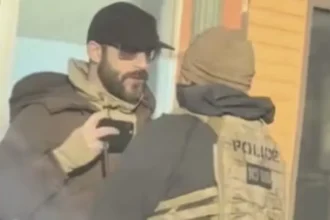 Imobilizado e no chão! O que mostram os vídeos da morte em Minneapolis?