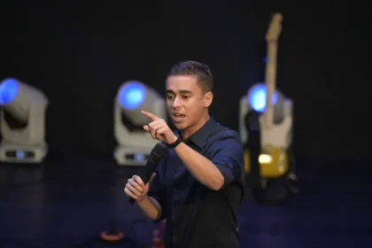 Nikolas Ferreira diz que acionará MP contra Lula; Rogério Marinho prepara ação