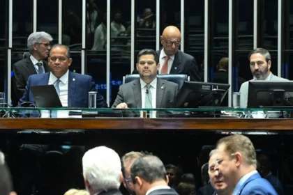 Ao menos 33 senadores devem tentar reeleição, e 4 sinalizam aposentadoria