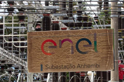 Procon multa Enel em R$ 14 milhões por apagões em São Paulo