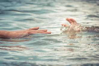 Nove morrem afogados no litoral de SP no fim de semana; conheça risco das correntes de retorno