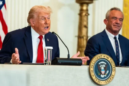 Não sou obrigado a pensar apenas na paz, diz Trump a premiê da Noruega