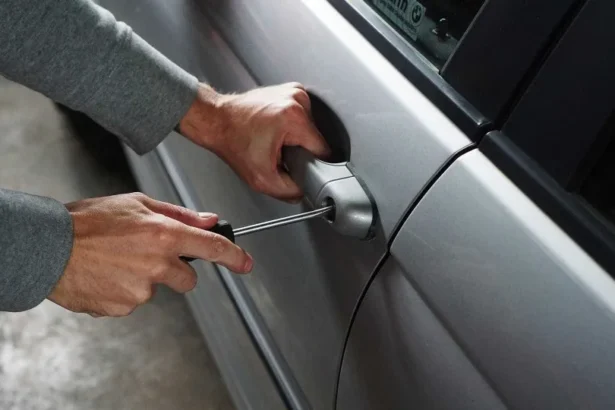Roubo e furto de carros elétricos dobram em São Paulo em um ano