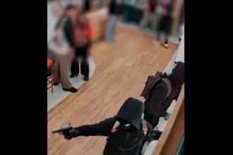 Trio armado rouba R$ 500 mil em cartas de Pokémon nos EUA