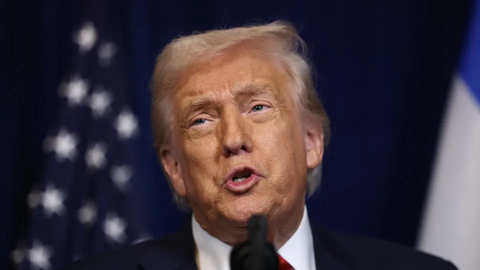 Governo Trump diz ter revogado mais de 100 mil vistos em 2025