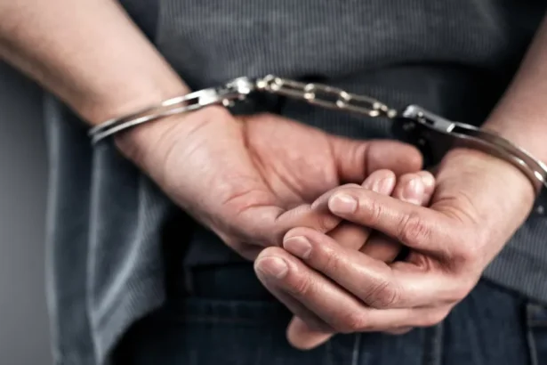 Sobe para sete o número de mortos em acidente com ônibus em Marília (SP), e motorista é preso