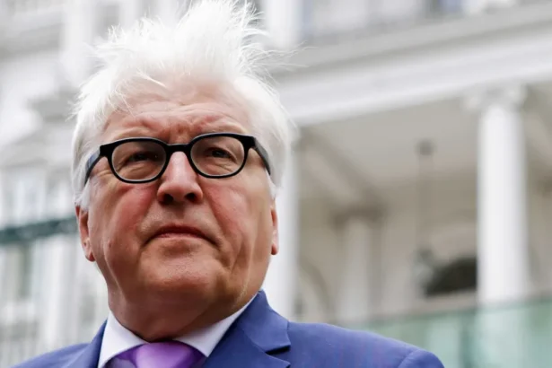 Em crítica aos EUA, presidente da Alemanha diz que ordem mundial não pode virar