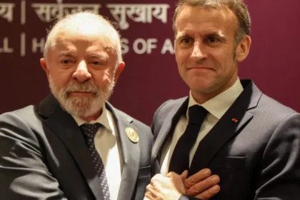 Lula e Macron tratam de defesa, ciência e tecnologia e comércio