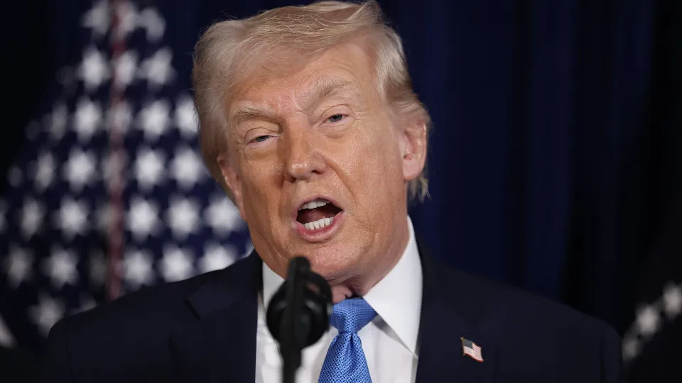 Trump diz a republicanos que sofrerá impeachment se eles perderem eleições