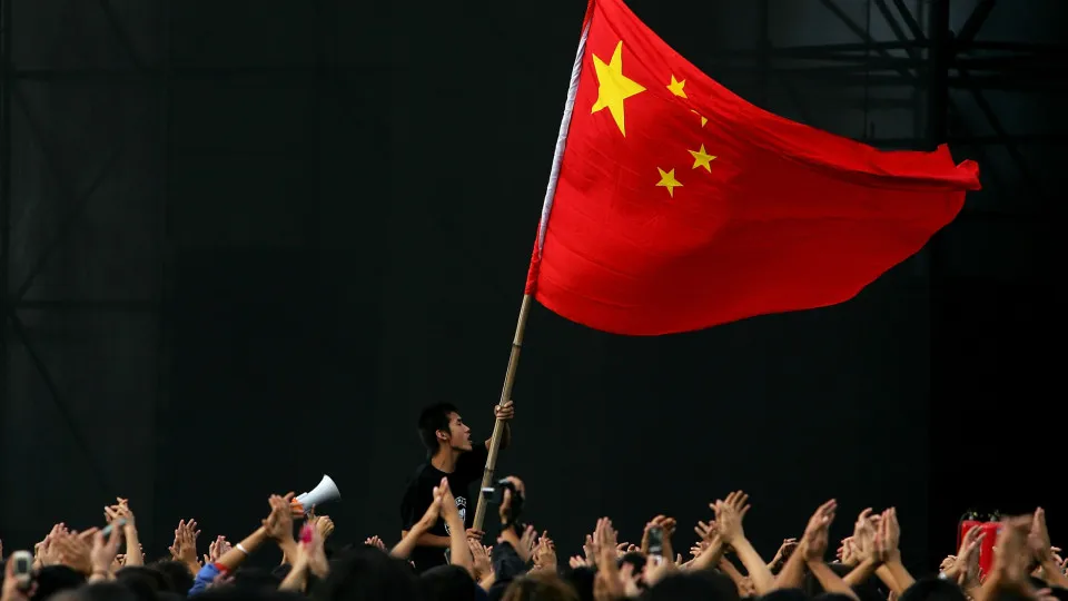 China pede aos EUA a libertação imediata de Maduro e sua esposa