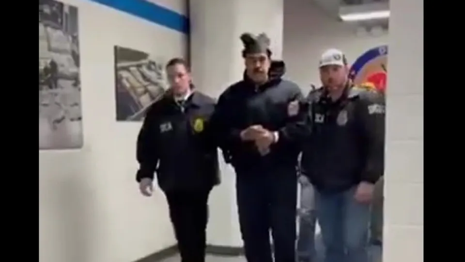 Vídeo mostra Maduro em sede da agência antidrogas