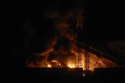 Venezuela acusa EUA de lançarem ataque e declara emergência