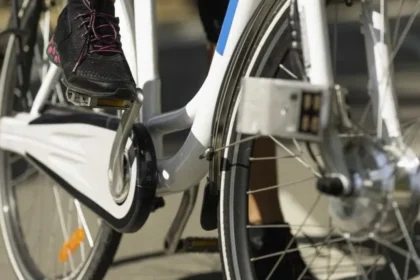 Duas ciclistas morrem após atropelamento em rodovia no RS; motorista é preso após fugir do local