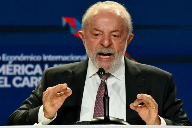 Impulsionado por ação na Venezuela, Lula quer realizar operações da PF para prender brasileiros nos EUA