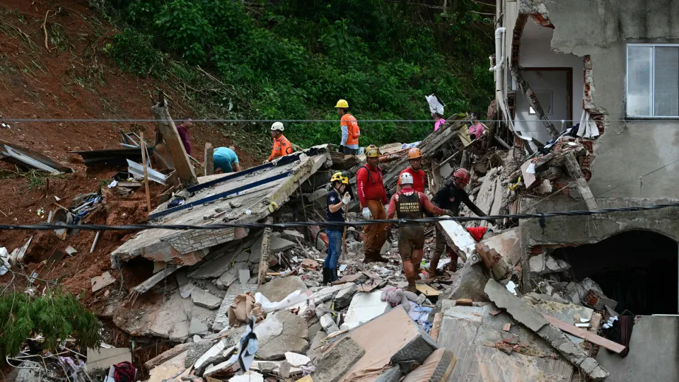 Juiz de Fora: homem descobre através de foto que família desapareceu