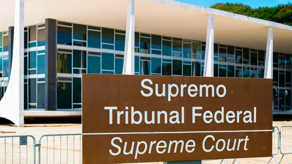 STF adia para 25 de março julgamento sobre suspensão de penduricalhos