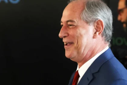 Ciro Gomes tem 44,5% e Elmano, 35,3% na disputa pelo governo do Ceará, mostra pesquisa