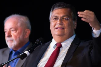 Relator da CPI do INSS critica Dino e diz que decisão pode anular quebra de sigilo de Lulinha