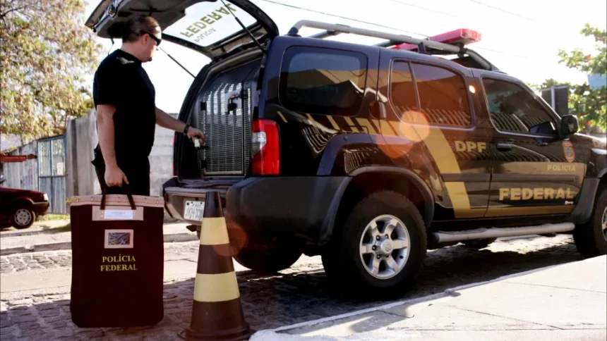 PF cumpre prisões para apurar manipulação e comercialização de dados de ministros do STF