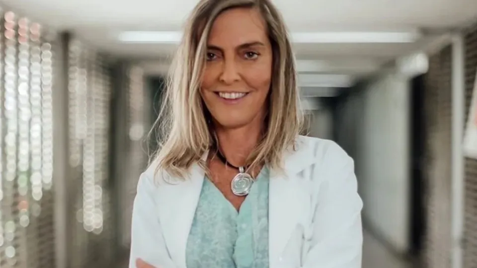 Pesquisadora da polilaminina admite erros em gráfico