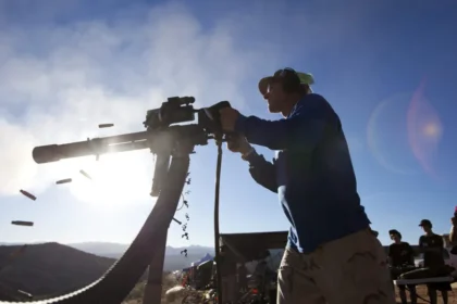 Produção de armamento avançado dos EUA será quadruplicada, diz Trump