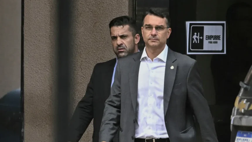 Flávio se consolida e empata com Lula no 2º turno, diz Datafolha